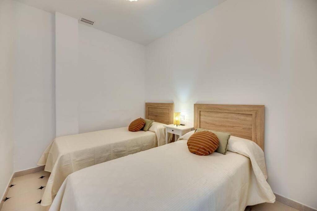 Lxr La Perla Renovated 2Hab. Apt Benalmádena Eksteriør bilde